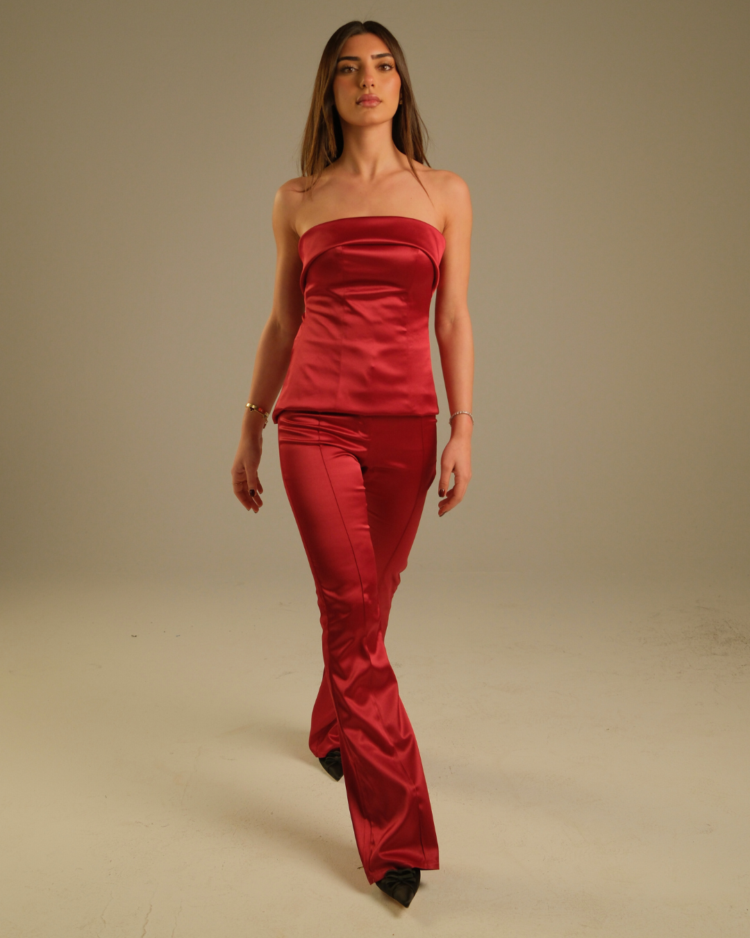 The Darling Set - Scarlet