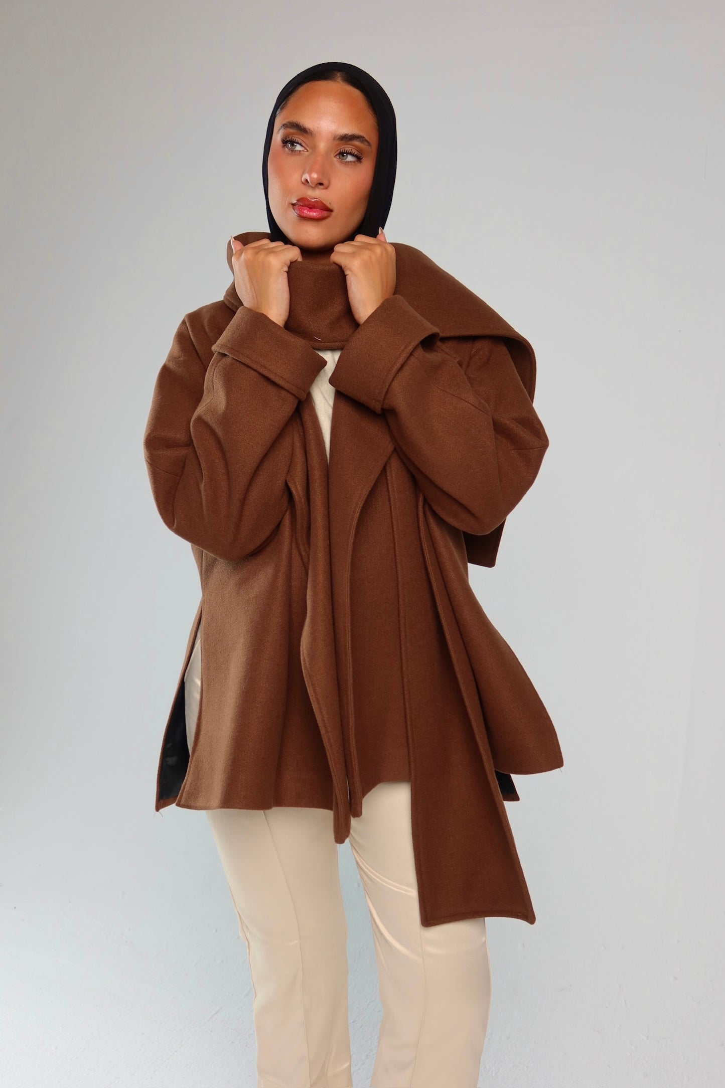 Slouch Scarf Coat in Short